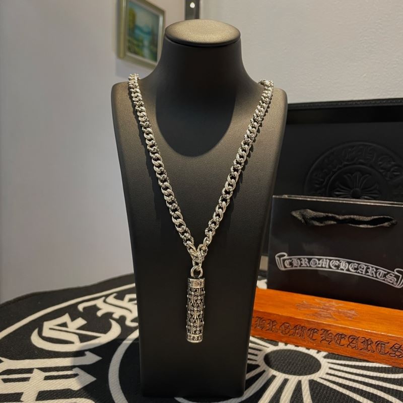 Ch*0me He**ts necklaces